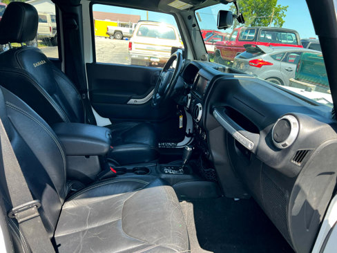 Used 2014 Jeep Wrangler Unlimited Sahara image 17