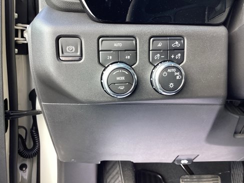New 2026 GMC Sierra 1500 SLE w/ Preferred Package image 19