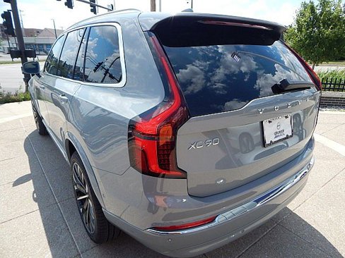 New 2026 Volvo XC90 B6 Ultra image 11