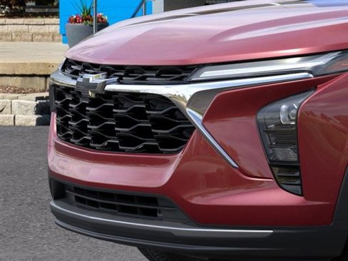 New 2025 Chevrolet Trax LT w/ Driver Confidence Package image 14