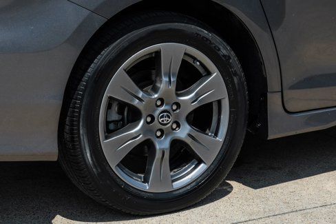 Used 2019 Toyota Sienna SE image 50