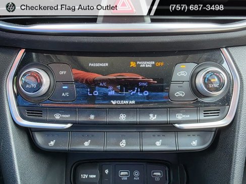 Used 2019 Hyundai Santa Fe AWD image 20