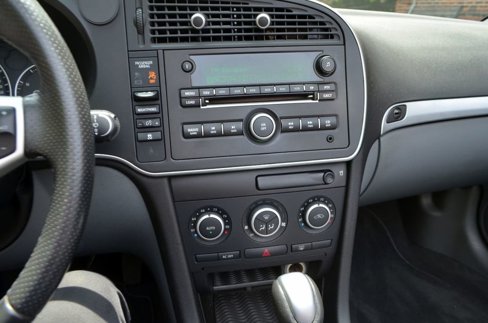 Used 2007 Saab 9-3 2.0T w/ Anniversary Pkg image 7