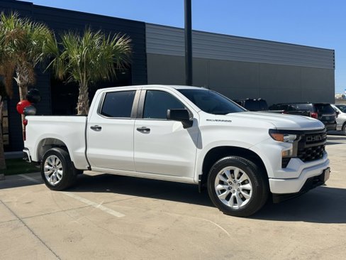 Used 2024 Chevrolet Silverado 1500 Custom image 5