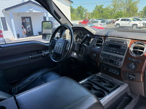 Used 2011 Ford F350 Lariat w/ Lariat Interior Pkg image 31