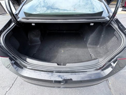 Used 2019 Chevrolet Malibu LT image 16