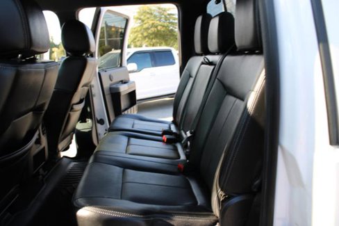 Used 2016 Ford F350 Lariat image 30