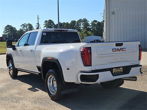 New 2026 GMC Sierra 3500 Denali w/ Denali Reserve Package image 7