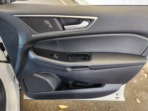 Used 2019 Ford Edge SEL w/ Equipment Group 201A image 16