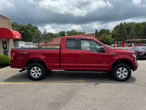 Used 2017 Ford F150 XLT w/ Equipment Group 302A Luxury image 4