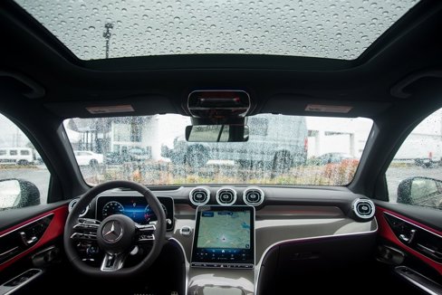 Certified 2025 Mercedes-Benz GLC 43 AMG 4MATIC image 30