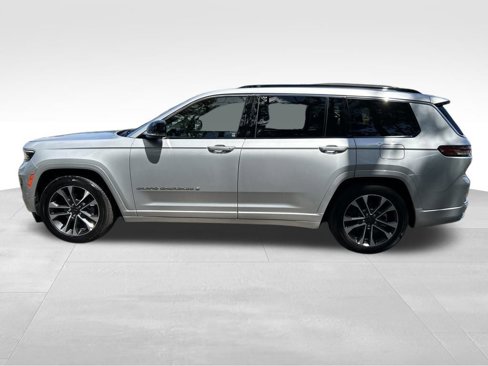 New 2025 Jeep Grand Cherokee L Overland w/ Advanced Protech Group III image 3