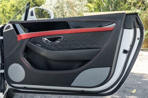 Used 2021 Bentley Continental GT image 29