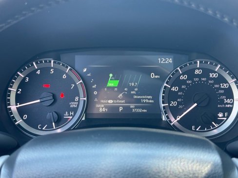 Certified 2024 Toyota Highlander XLE image 28