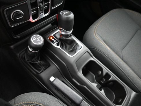 New 2025 Jeep Gladiator Sport image 25