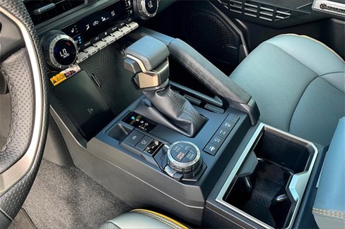 Used 2024 Toyota Tacoma Trailhunter image 15
