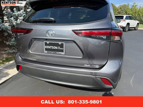 Used 2025 Toyota Highlander XLE image 44