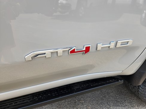 New 2026 GMC Sierra 2500 AT4 image 19