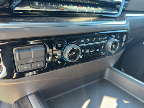 New 2026 Chevrolet Silverado 2500 LTZ w/ LTZ Convenience Package image 22