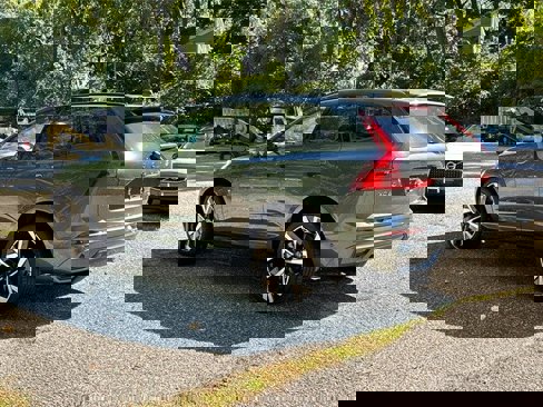 New 2026 Volvo XC60 T8 Ultra image 4
