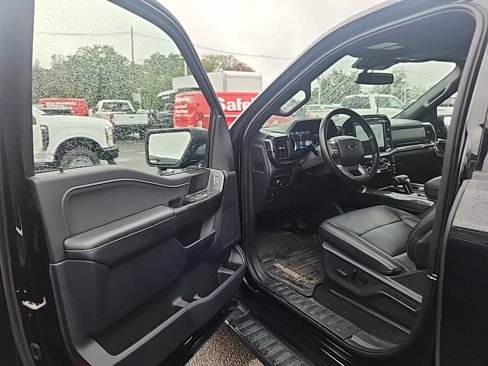 Used 2022 Ford F150 XLT w/ Equipment Group 302A High image 6