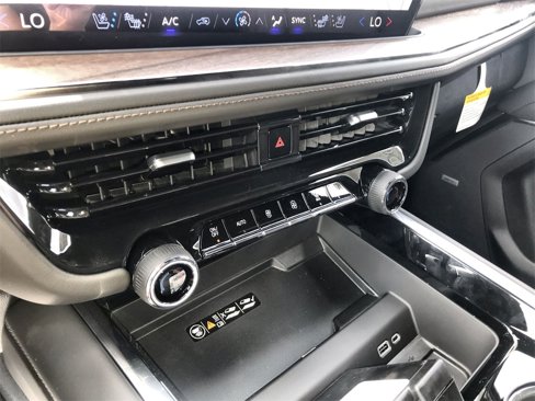 New 2026 Chevrolet Tahoe High Country image 18