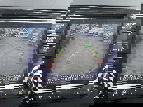 Used 2018 Nissan Frontier SV image 13