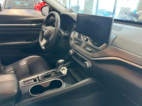 Used 2023 Nissan Altima 2.5 SL image 37