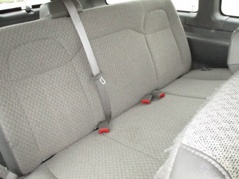 Used 2016 Chevrolet Express 2500 LS image 17