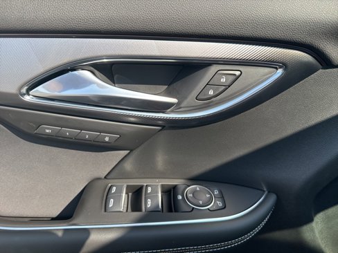 New 2025 Buick Envision Sport Touring image 8