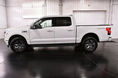 Used 2024 Ford F150 Lightning Flash image 4