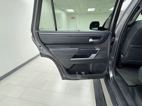 Used 2024 Toyota Sequoia Platinum image 11