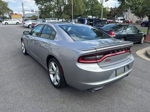 Used 2018 Dodge Charger R/T image 5