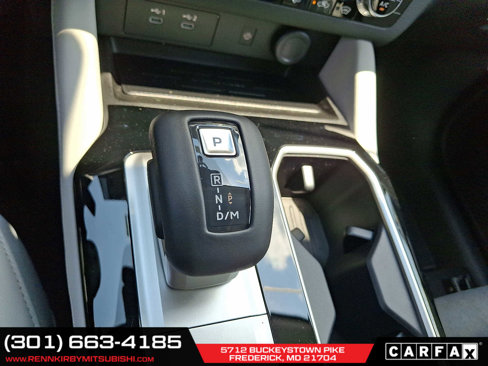 New 2025 Mitsubishi Outlander SE image 10
