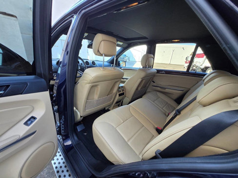Used 2011 Mercedes-Benz ML 350 2WD image 24
