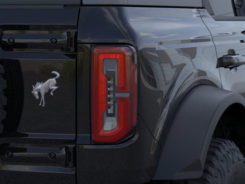 New 2025 Ford Bronco Outer Banks w/ Sasquatch Package image 23
