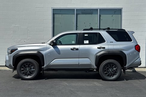New 2025 Toyota 4Runner SR5 image 6