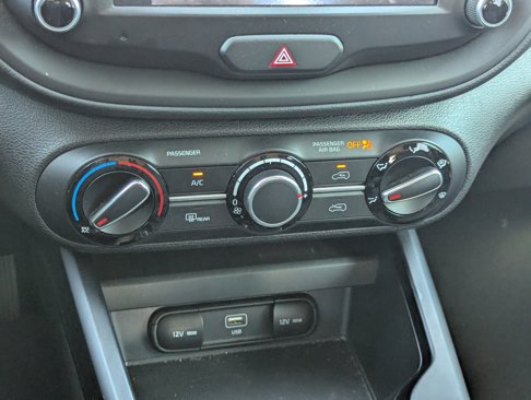 Certified 2023 Kia Soul LX image 26