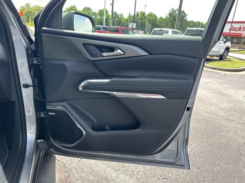 New 2025 Chevrolet Traverse LT w/ Enhanced Driving Package image 16