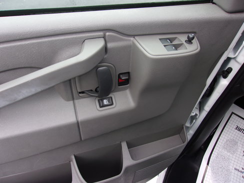 Used 2016 Chevrolet Express 3500 LT w/ LT Preferred Equipment Group image 16