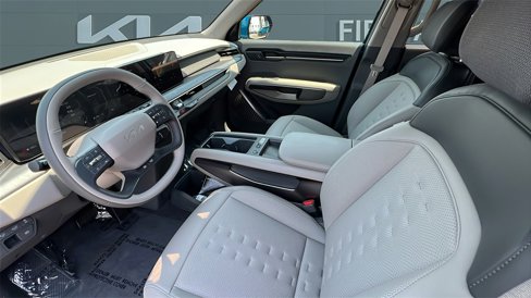 New 2026 Kia EV9 Wind image 16