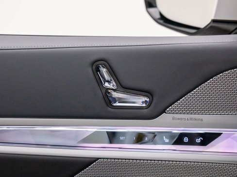 New 2025 BMW i7 eDrive50 w/ M Sport Package image 15