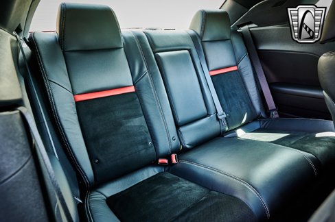 Used 2011 Dodge Challenger SRT8 image 18