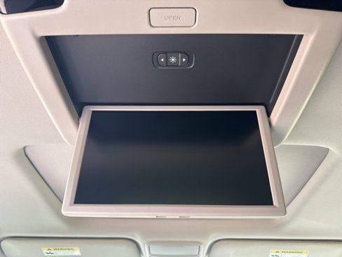 New 2026 Honda Odyssey Touring image 17