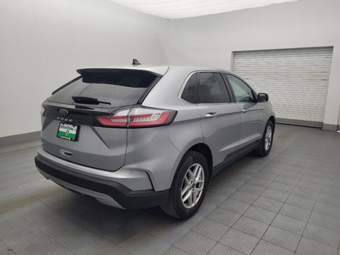 Used 2023 Ford Edge SEL image 9