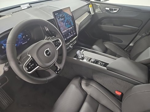 New 2026 Volvo XC60 B5 Ultra w/ Climate Package image 19