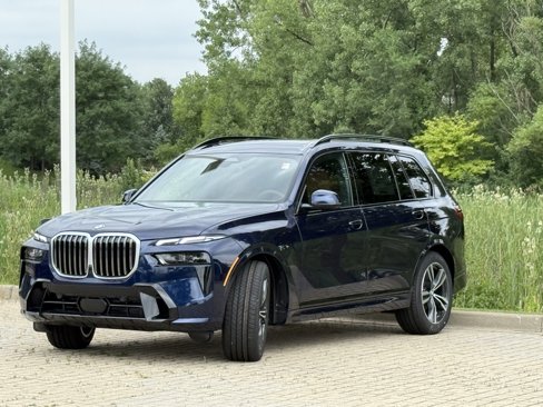 New 2026 BMW X7 xDrive40i w/ M Sport Package image 3