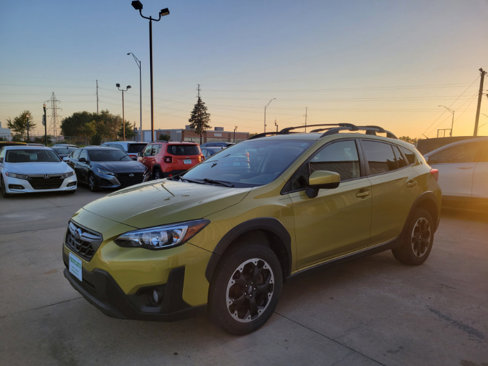 Used 2023 Subaru Crosstrek 2.0i Premium image 4