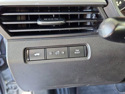 Used 2024 Nissan Altima 2.5 SR image 24