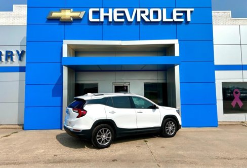 Used 2024 GMC Terrain SLT image 5